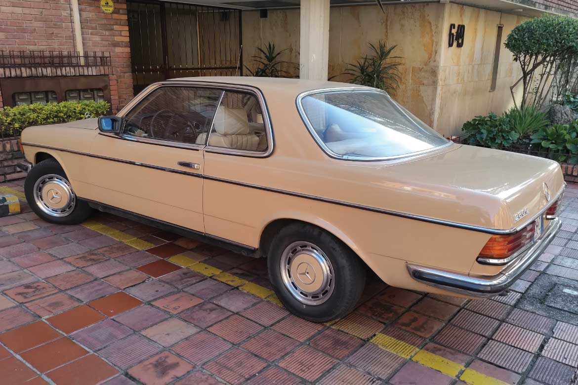 Restored Mercedes Benz Bogotá