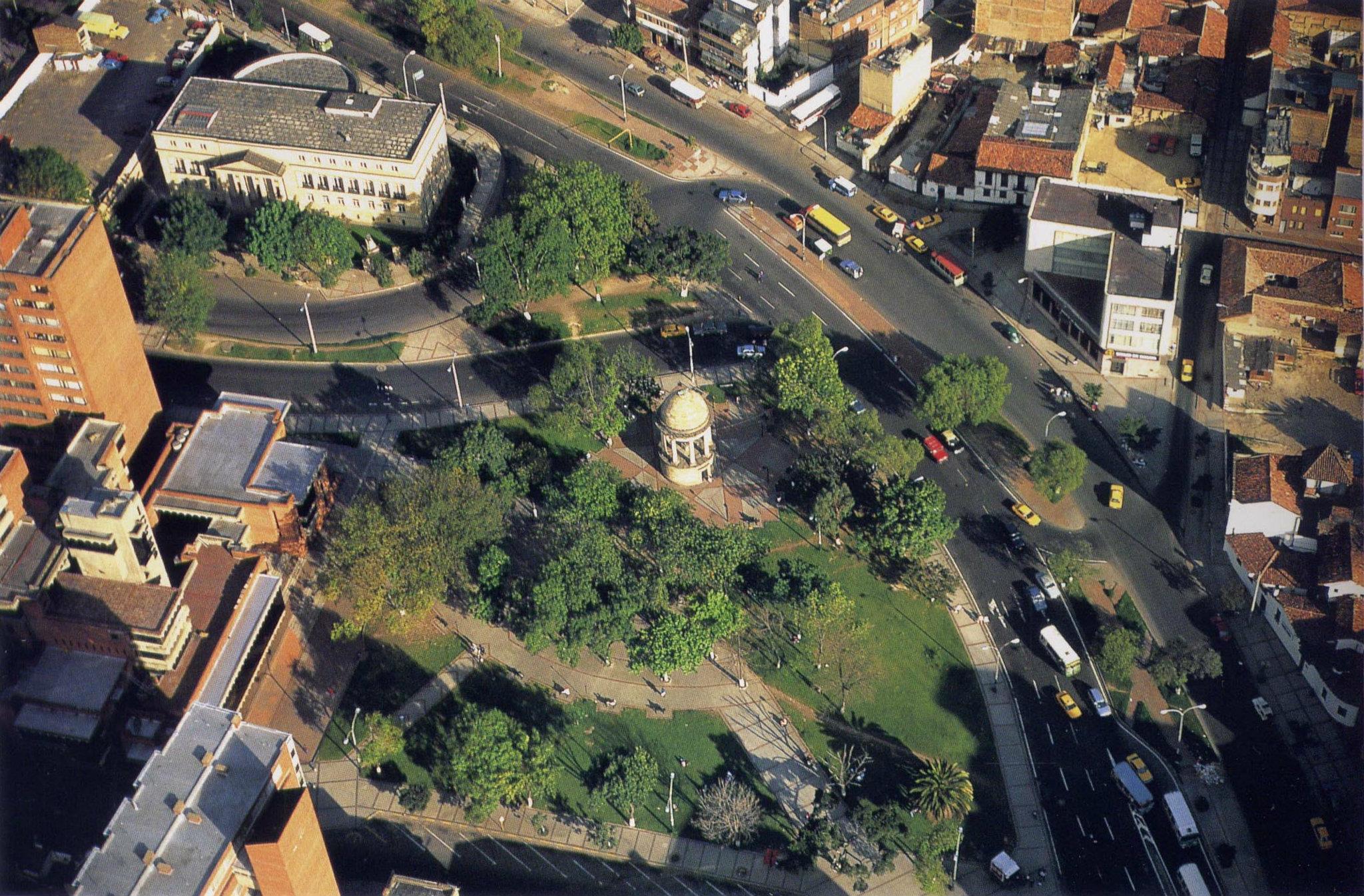 Historical image of Parque de los Periodistas